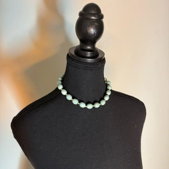 Pale Blue Large Bead Choker Necklace Lightweight Faux Pearl Betty Rubble - Picture 4 of 10